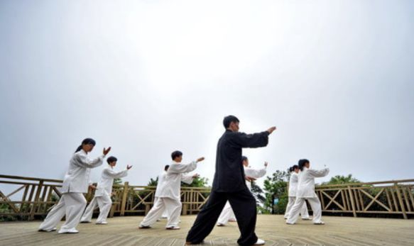 帕金森病不再是不治之？牢记这四个彩神秘诀自我调理有妙招速来(图2)